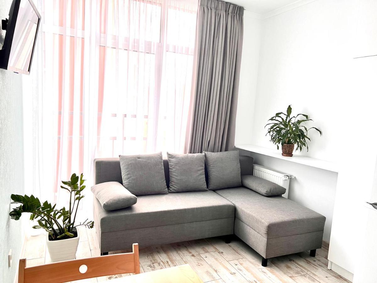 Osapart Cozy Apartment In A Complex Semycvit Leópolis Exterior foto